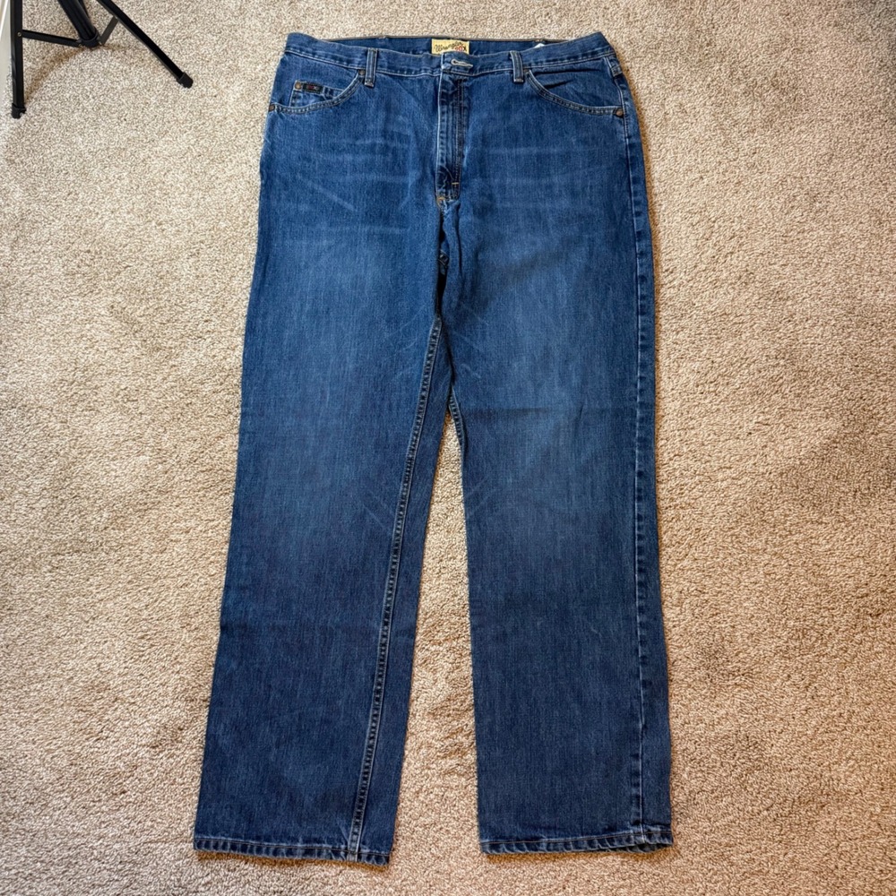 Wrangler 20X Jeans Men 38x34 Blue Straight Leg Denim Pants style 01 01MWXRW